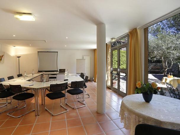 La Palombe Hotell Octon Exteriör bild